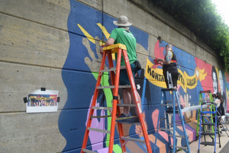 Volunteers Take Pride In Wheeling
